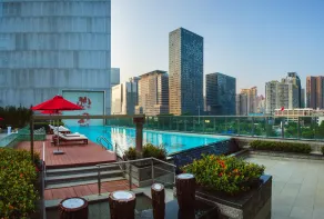 Hilton Shenzhen Futian - Basen