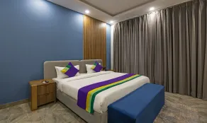 The Embassy Inn - Near Advant & Sector 143 Metro - Habitación
