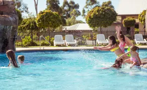 Tindarra Resort - Pool