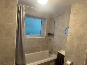 Willow House Sleeps 4 Family Travel Seaside Stay - Baño