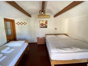 Montenegro Motel - Room