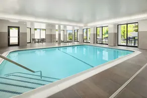 Courtyard by Marriott Concord - Piscine