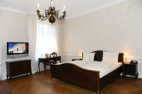 HELIOPARK Bad Hotel Zum Hirsch - Chambre