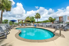 Comfort Inn & Suites Crestview South - Piscine