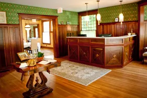 Showers Inn - Reception