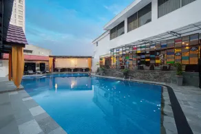 Grand Inna Tunjungan Hotel Surabaya - Pool