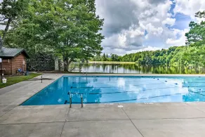 10 Mi to Sugar Mtn: ‘Bluebird Cottage’ in Newland - Pool