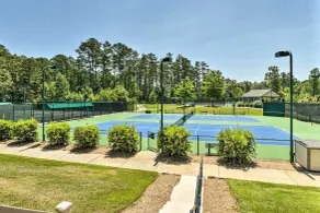 Marina & Pool Access: Lovely Lake Keowee Townhome - Interiør