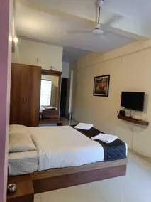 Paakashala Kumbashi - Habitación