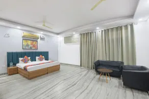 Capital O Esscon House Near Payal Cinema - Rum