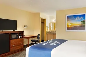 Days Inn by Wyndham Oak Ridge Knoxville - Værelse