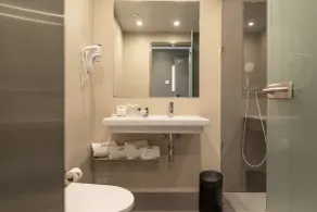Hotel Alif Campo Pequeno - Salle de bain