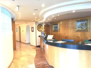Hotel Nueva Plaza - Réception