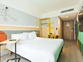 IBIS Styles Kaunas Centre - Room