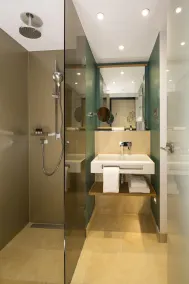 Hotel Indigo Dresden - Wettiner Platz by IHG - Bathroom