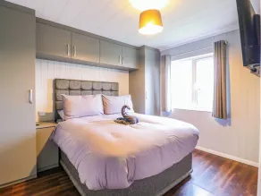 Kingfisher - Room