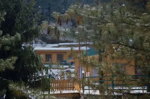 Dawat-e-Drung by FrozenFall Resort - Façade de l’hébergement