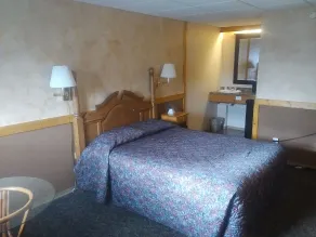Algoma Motel - Room