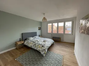 Belle maison avec grand jardin et garage - Værelse