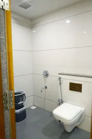 Hotel Tulsi - Bathroom