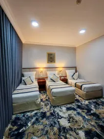 Al Azhar Nuzhah Hotel - Room
