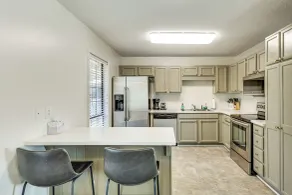 7 Mi to Beach! Family Wilmington Gem w/ Yard - Innvendig