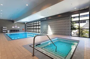 Sandman Signature Vancouver Downtown Hotel - Piscine