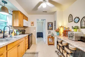 10 Mi to Crystal River: Home in Citrus County - Innenbereich