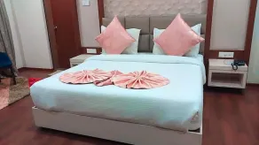 Hotel Swamiraj - Room