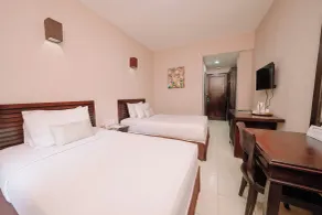 Grand Santhi Hotel - Zimmer