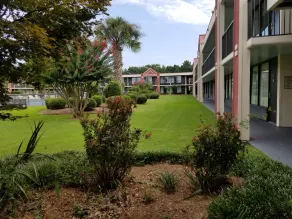 Clarion Inn & Suites Florence - Darlington - Pool