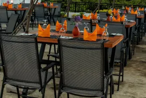 Vishwa Retreat Hotel - Restaurang