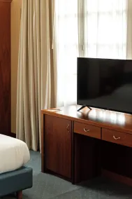 Phi Hotel Astoria - Quarto