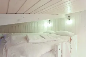 Paradise Cabin - Rom