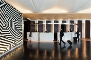 Courtyard by Marriott Shin-Osaka Station - Reception