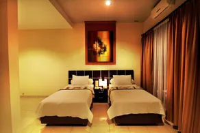 Puri Chorus Hotel - Room