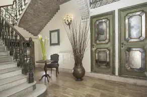 All'Orologio - Interior entrance