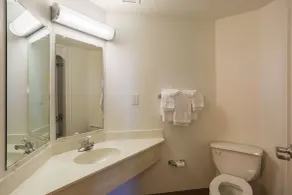 Motel 6 Dale, Indiana Near Holiday World and Splashing safari#Central Time #I64 Highway - Badezimmer