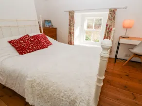 Honeysuckle Cottage - Room