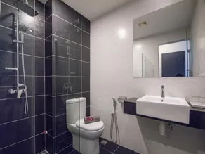 OMG Hotel - Baño