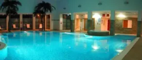 Burton Hotel - Piscina