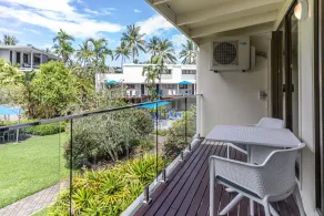 Beachfront Terraces with Onsite Reception & Check In - Vue de la chambre