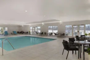 TownePlace Suites by Marriott Crown Point - Basseng