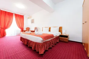 West Gate Studios - Room