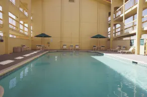 La Quinta Inn by Wyndham Albuquerque Airport - Piscine