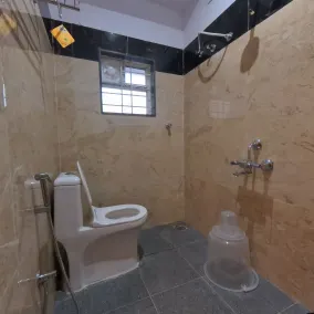 Hotel Olive Leave's - Bathroom