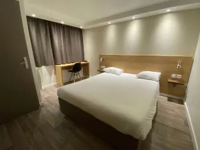 Kyriad Fontenay - Trésigny - Room