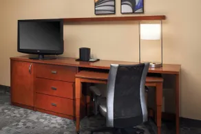 Courtyard by Marriott Detroit Warren - Habitación