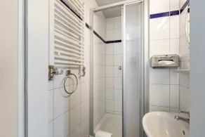 a&o Aachen Hauptbahnhof - Salle de bain