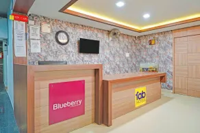 FabHotel Blueberry - Receção